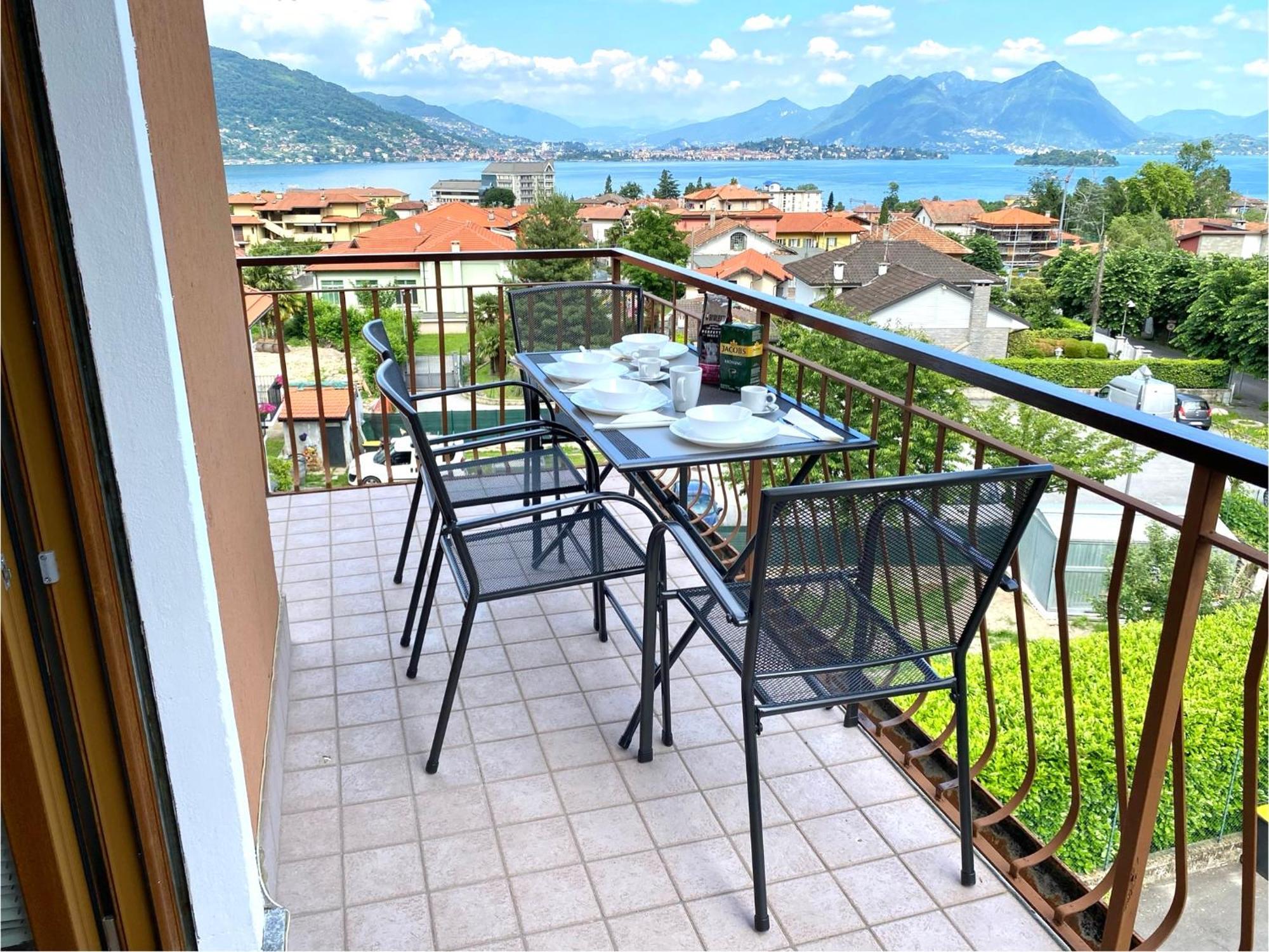 Appartamento Golfo Borromeo 1 Baveno Exterior foto